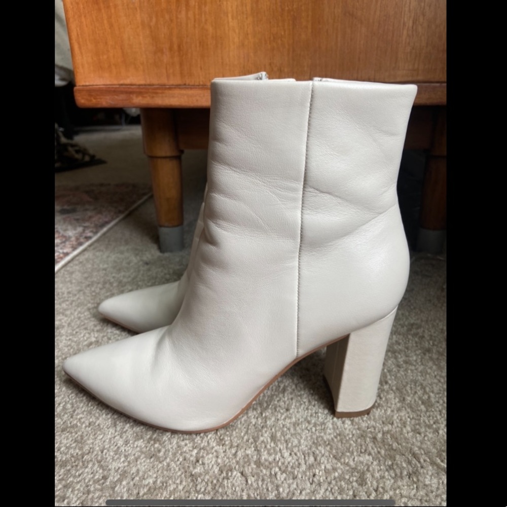 Marc Fisher Ulani Heeled Bootie